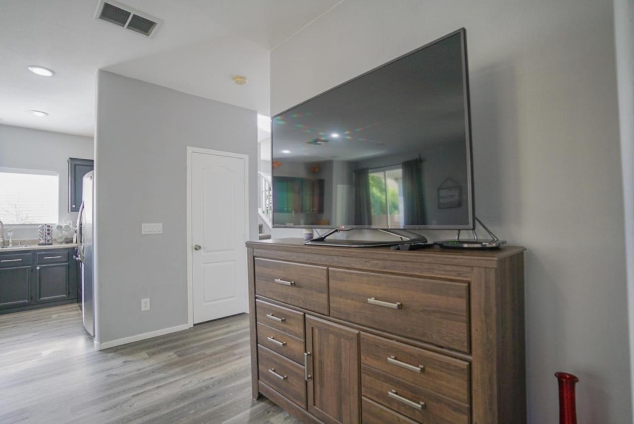 Ultra Modern Las Vegas Home 20Min From The Strip エクステリア 写真