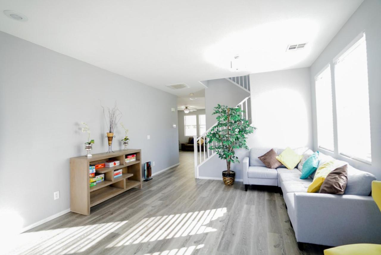 Ultra Modern Las Vegas Home 20Min From The Strip エクステリア 写真